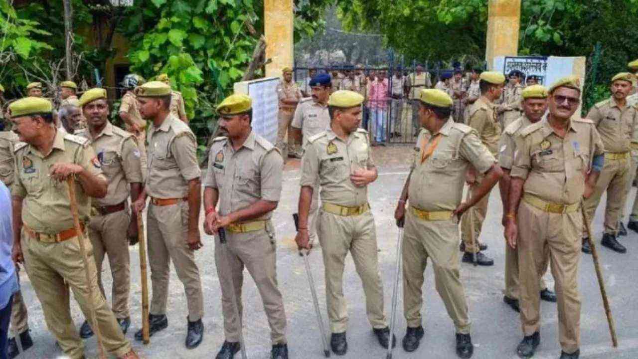 UP Police Constable Re Exam: इस बार सख्त पहरे में होगी यूपी कांस्टेबल परीक्षा, नोट कर लें तारीख