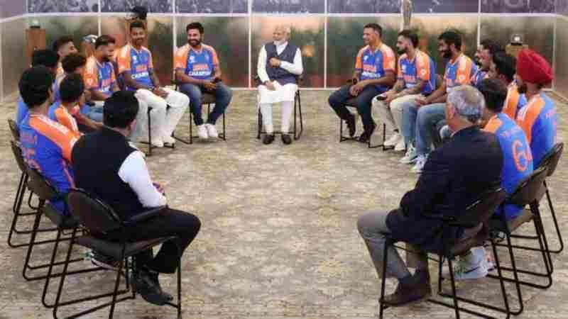 PM मोदी ने वर्ल्ड चैंपियंस से पूछा T-20 World Cup का अनुभव